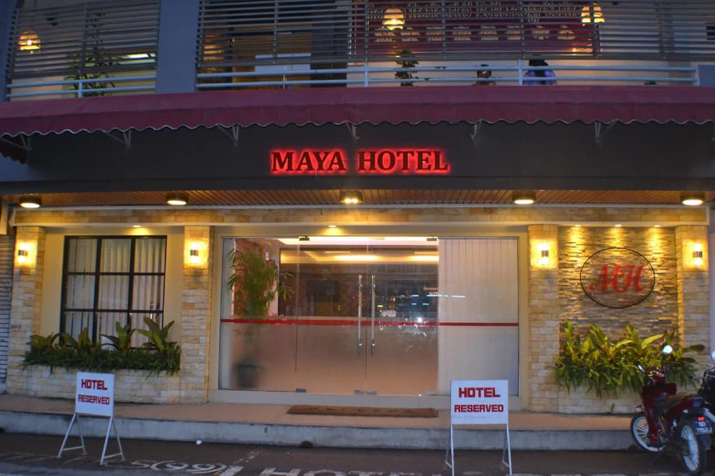 Maya Hotel - photo 1