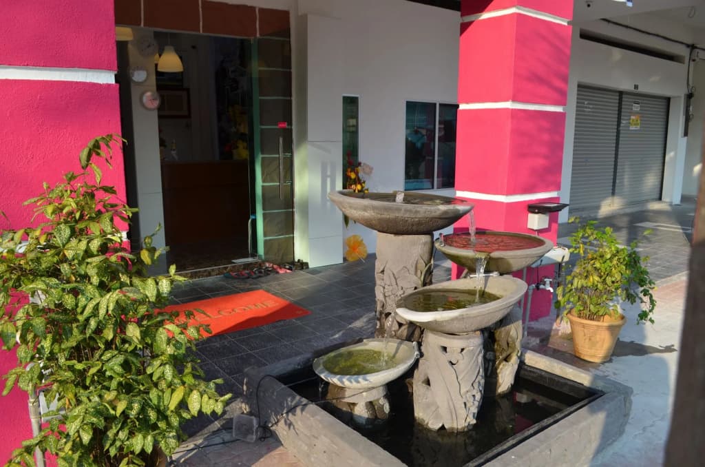 M Motel Meru - photo 16
