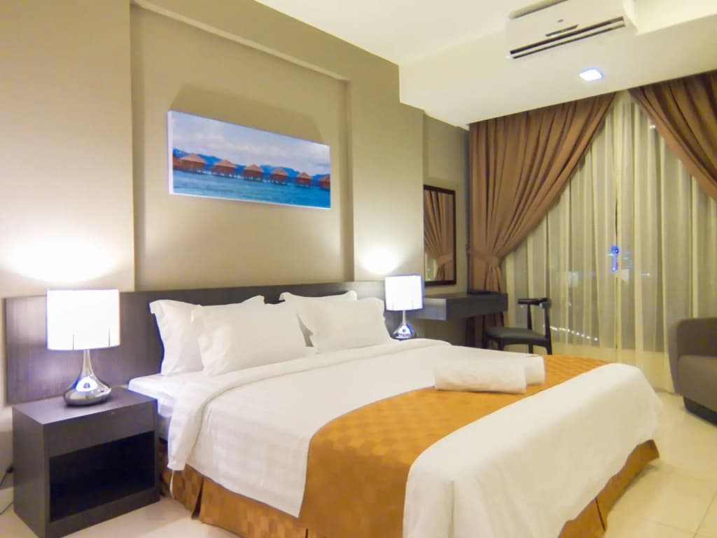 Sky Hotel Kota Kinabalu - photo 32