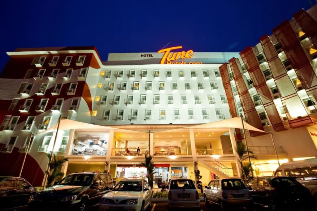 Tune Hotel - Danga Bay, Johor - photo 25