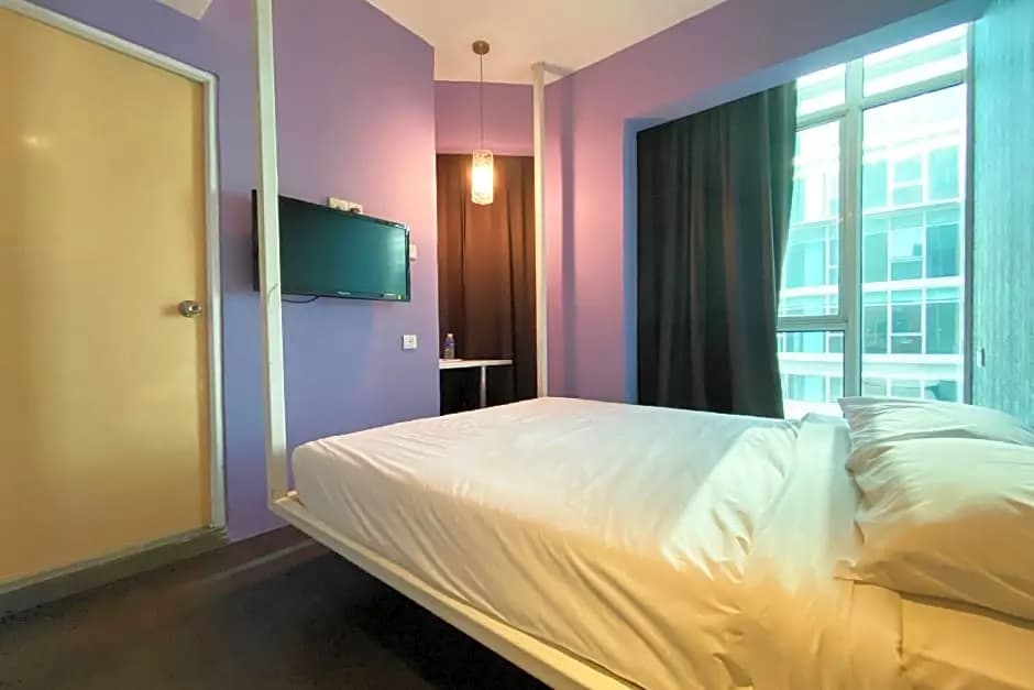OYO 90484 Bright Hotel - photo 2