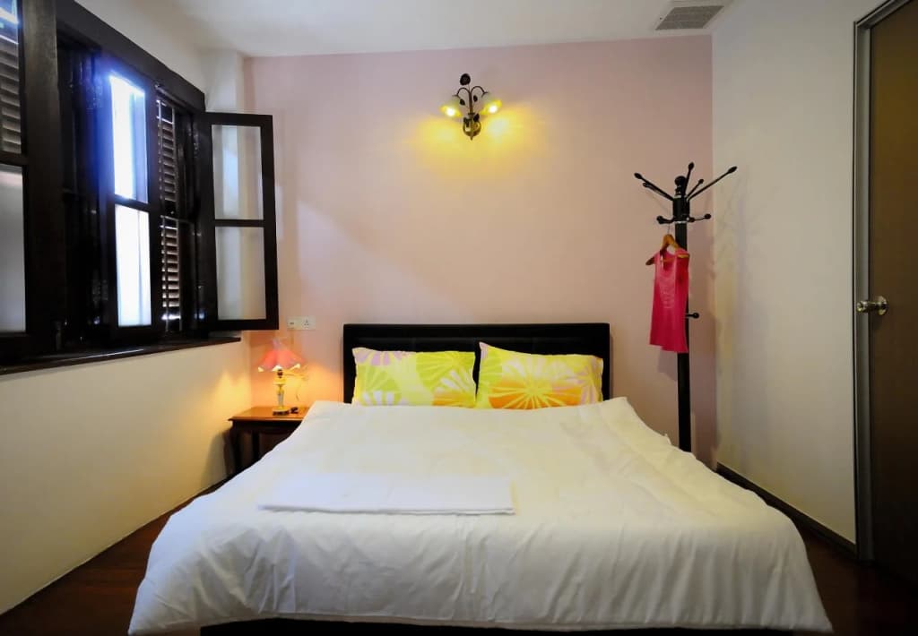 Thirty Three Stewart Houze Guest House - photo 4