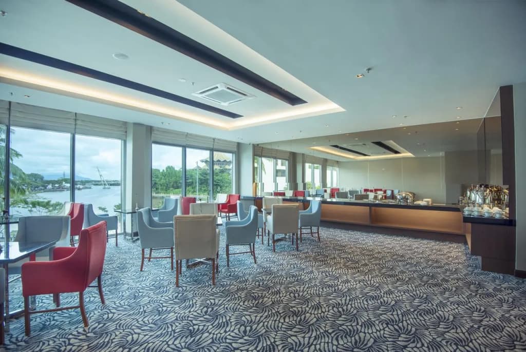 Astana Wing - Riverside Majestic Hotel - photo 22