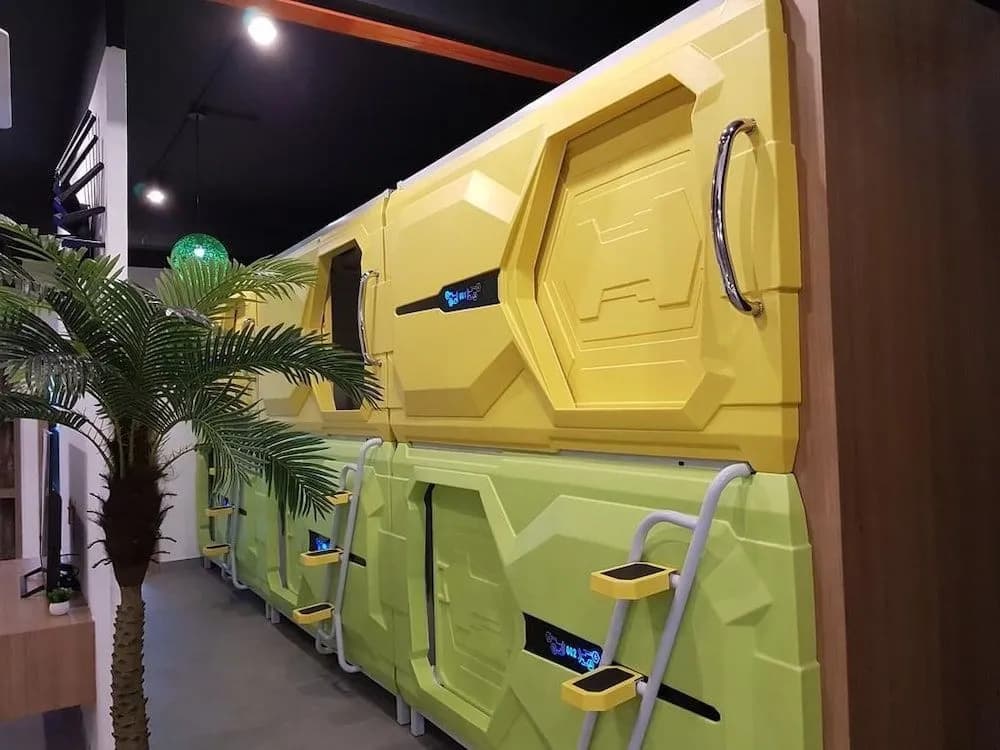 JK Capsule Hostel - photo 13