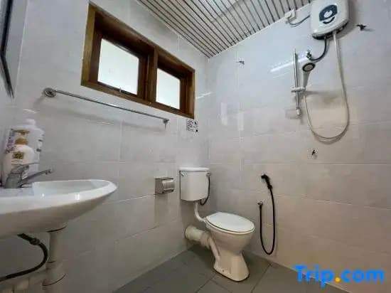 Bangsar Three Storey Luxury Landed House 19PAX - photo 4