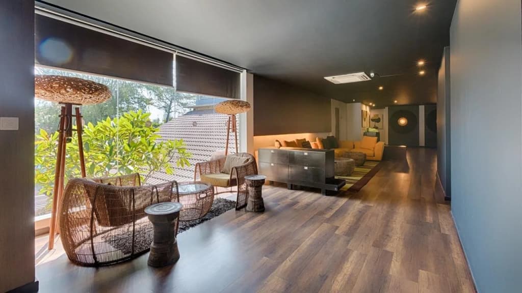 Lot 33 Boutique Hotel - photo 12