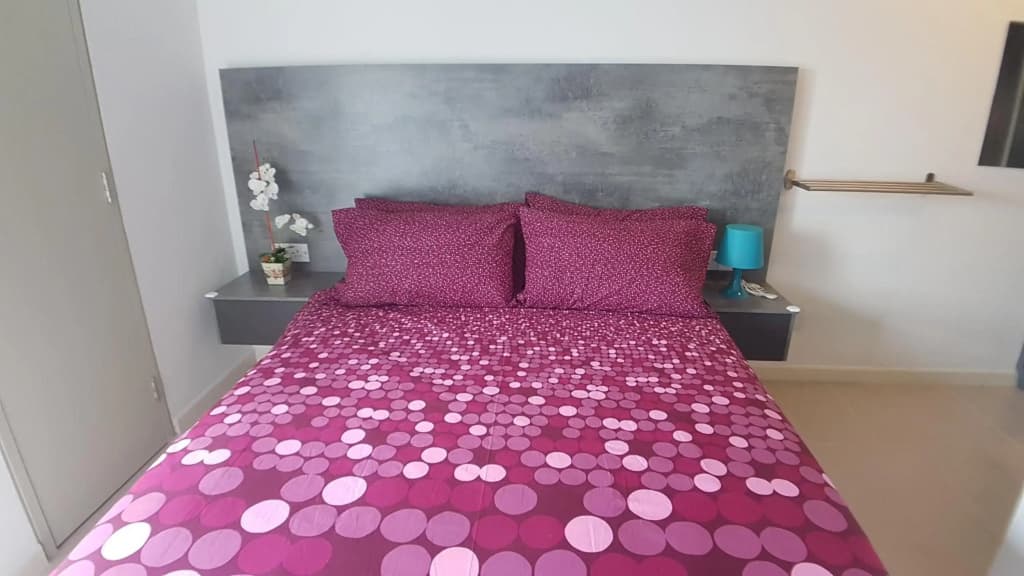 Tamarind Suites by Kroll Home2stay with UNIFI TV Wifi 1 Bedroom Apt - photo 27