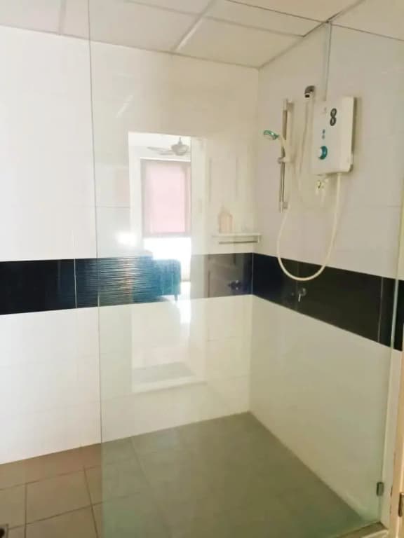 Mansion One Two Bedroom Seaview 7 Pax - photo 5