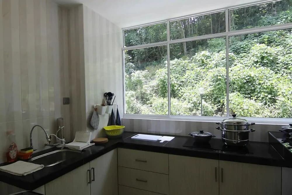 YO.OM Families Luxury Condo Gateway 6 Pax - photo 17