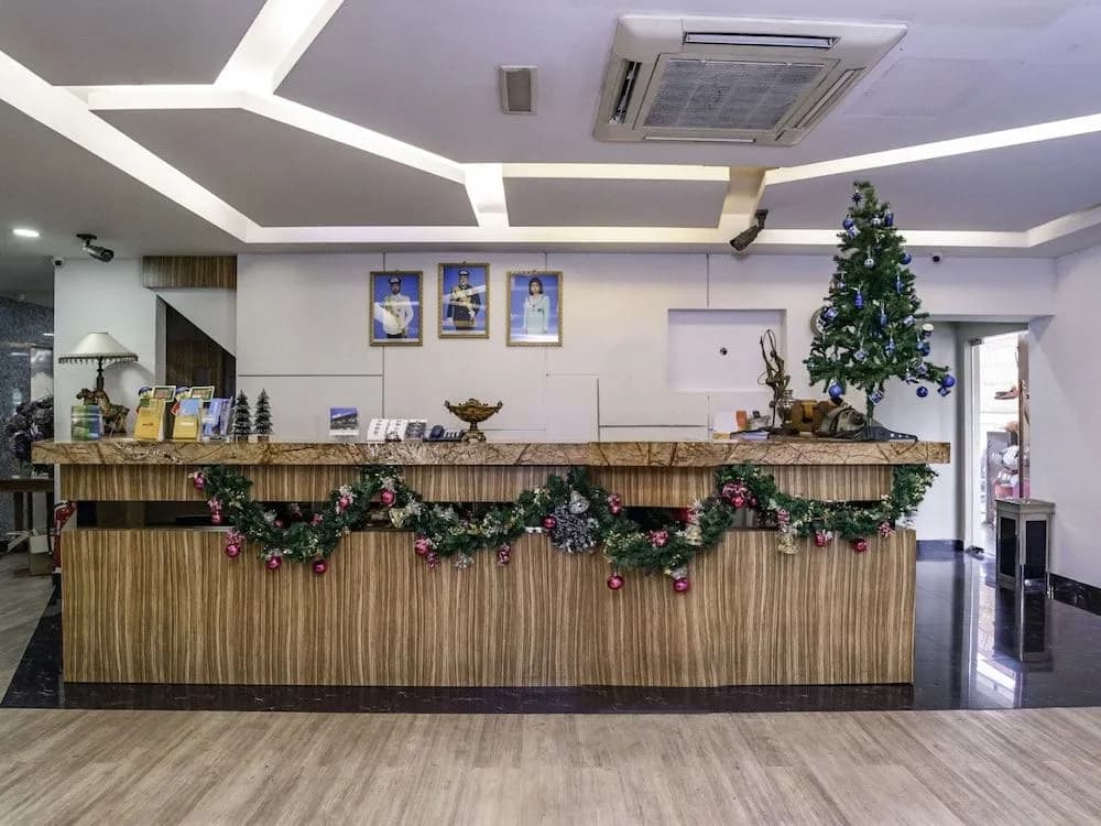 OYO 519 Domus Hotel - photo 2