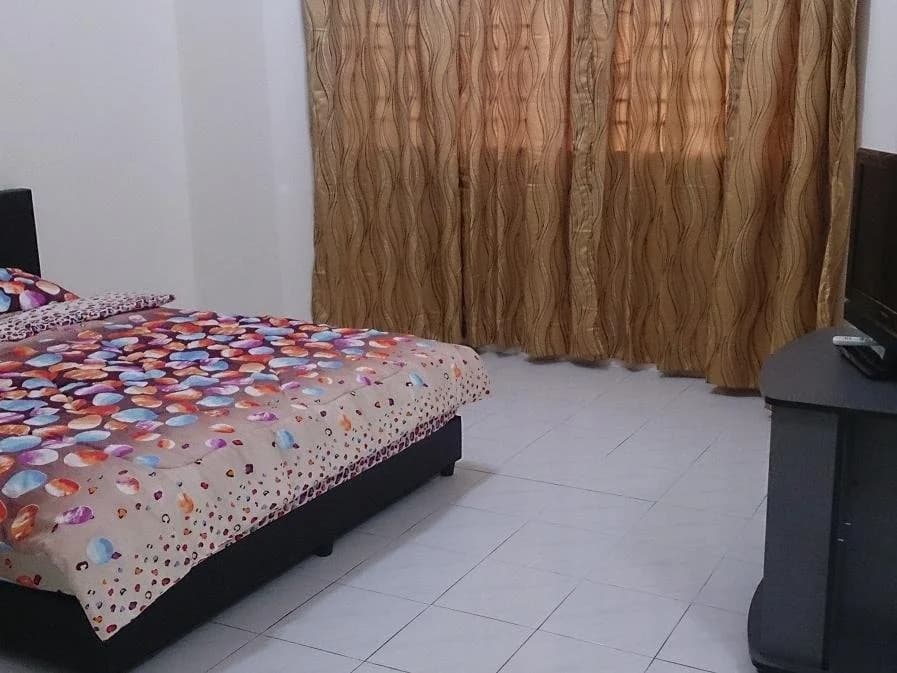 Bayan Seaside Guesthouse - photo 3