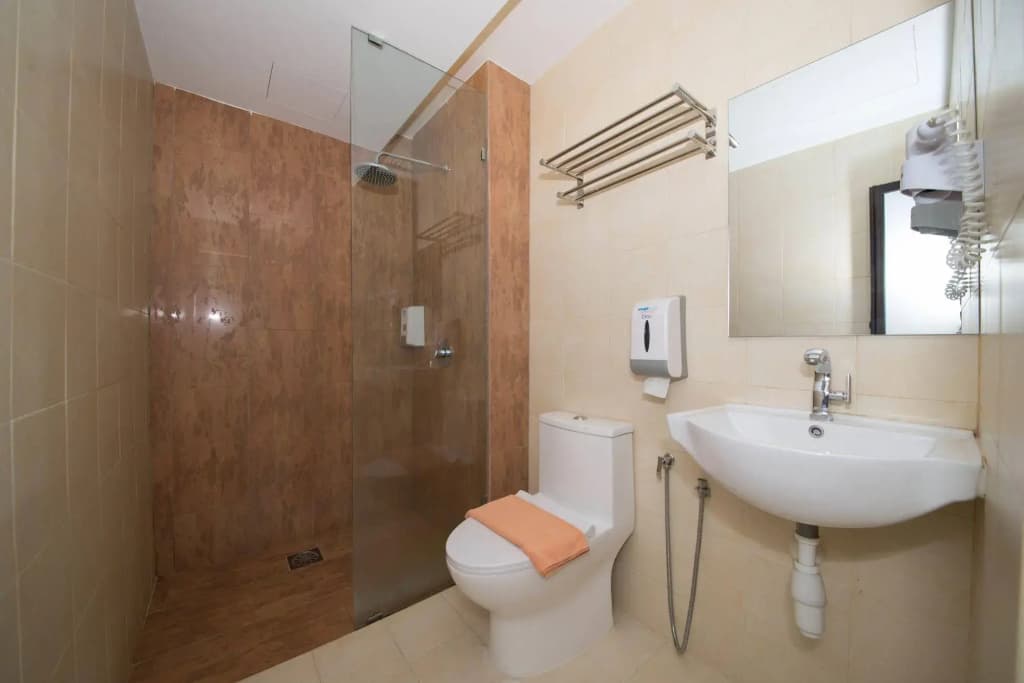 OYO 1214 Oro Hotel - photo 9