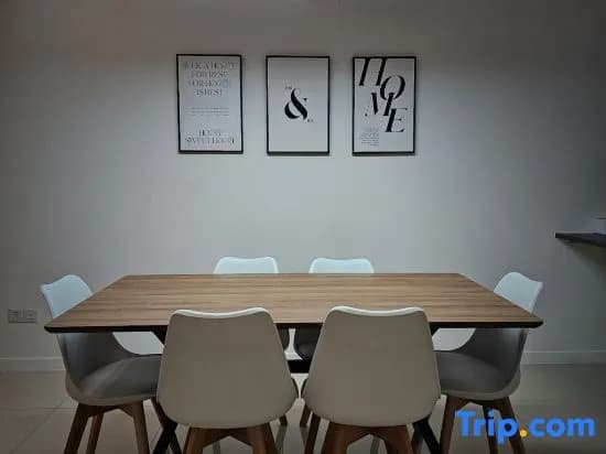 H+M Residence II [3km] to Setia City Convention - photo 2