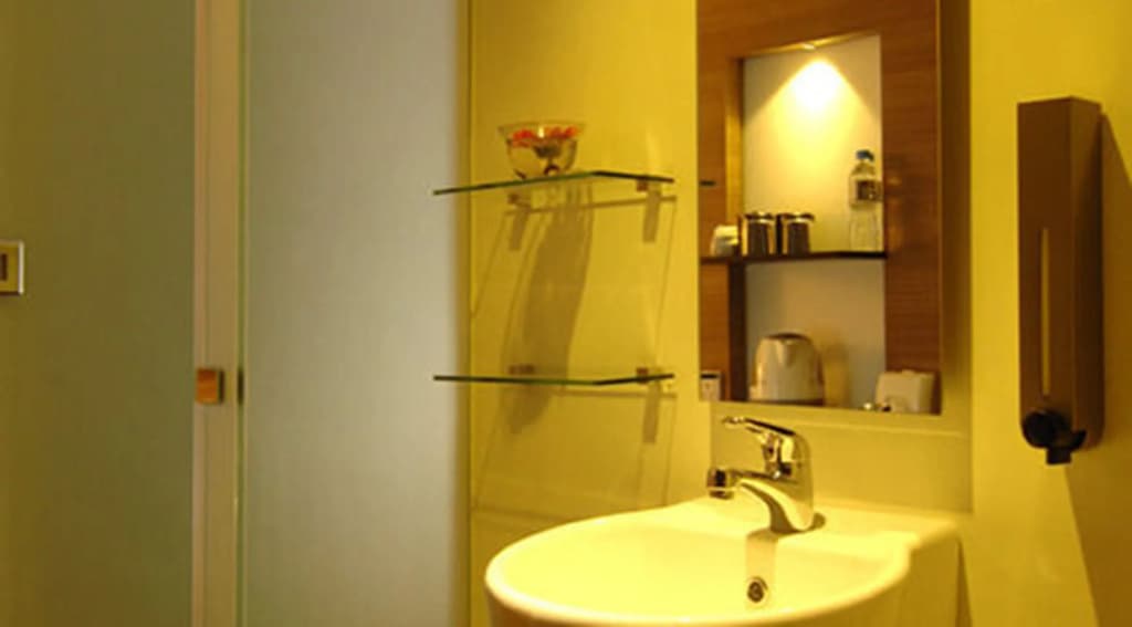 The Leverage Business Hotel Mergong - photo 7