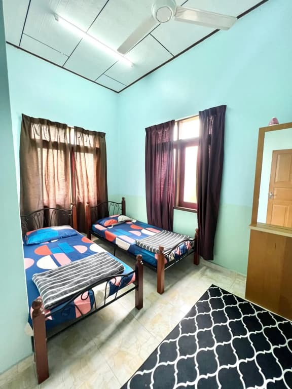 Teratai Homestay Batu Buruk - photo 30