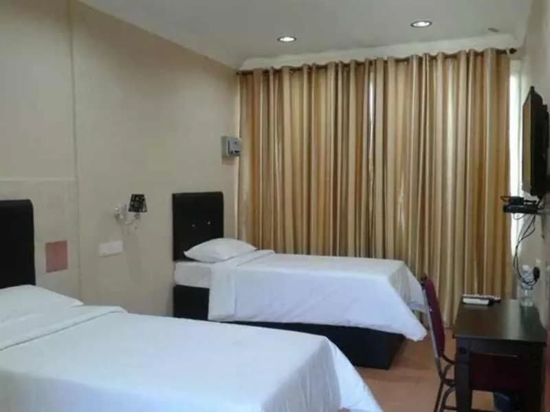 Terinai Lakeview Resort - photo 7
