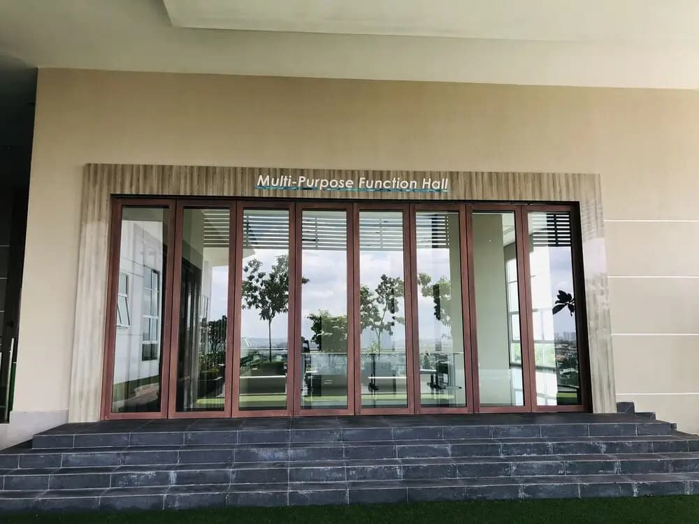 Paragon Suite by Homestay JB - photo 1
