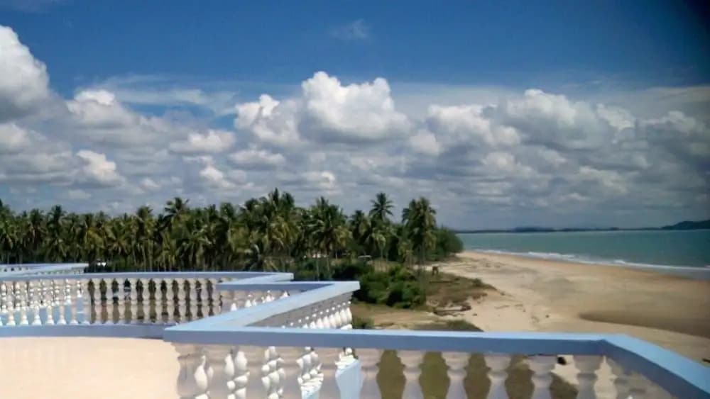 Sanctuary Resort - photo 40