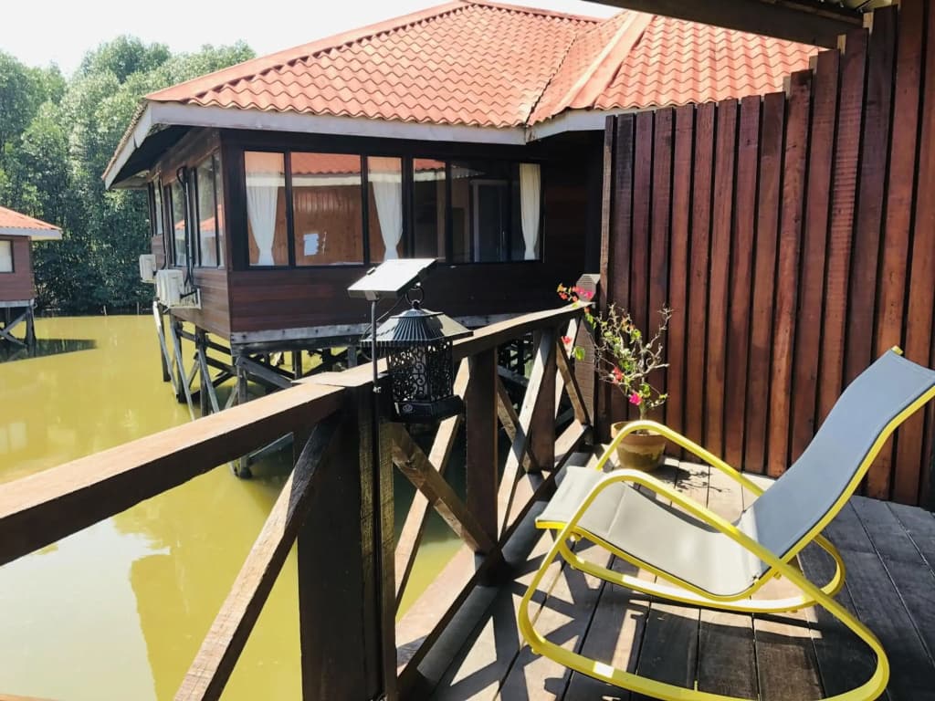 Gayang friendly water house homestay - photo 13