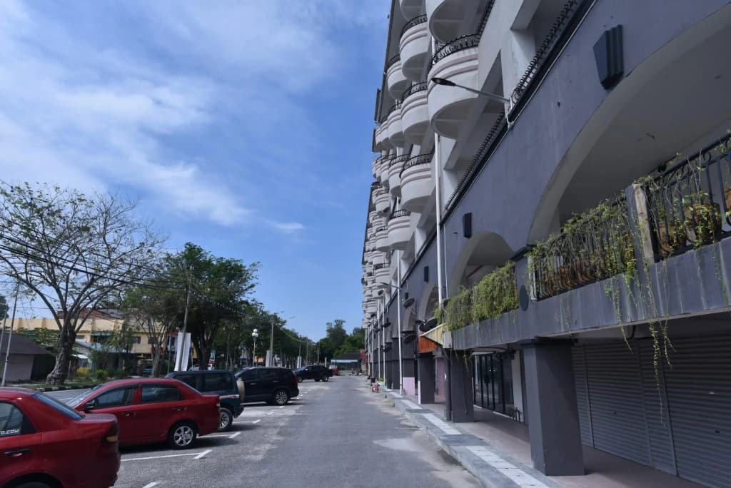 Lumut Waterfront Apartment - photo 3