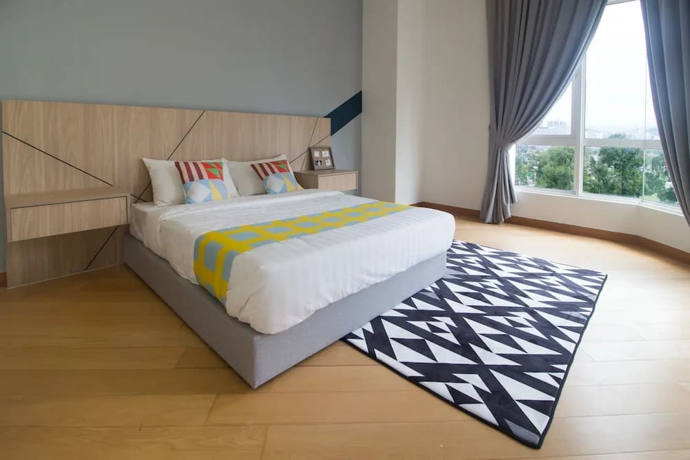 OYO Home 501 Luxury 1BR Crest Condo - photo 5
