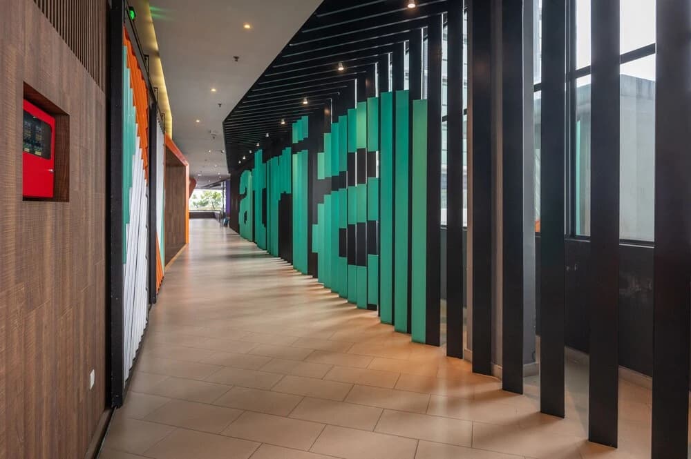 Atria SOFO Suites by Airhost - photo 5