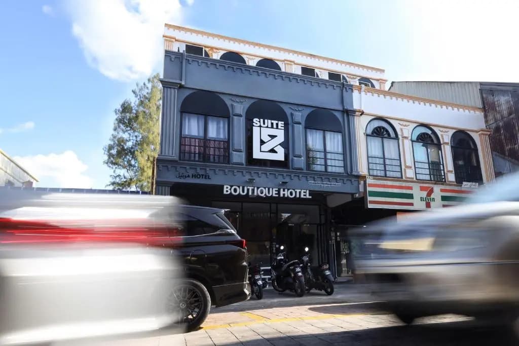 Suite 18 Boutique Hotel - photo 4