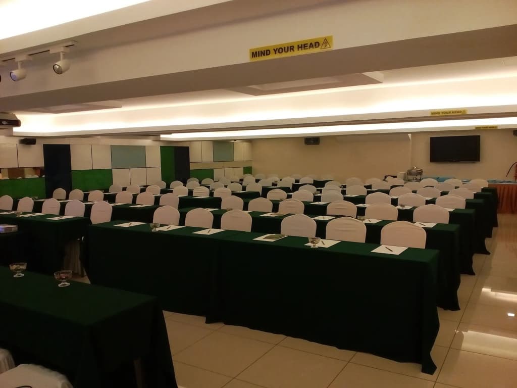 Sunrise Hotel - photo 15