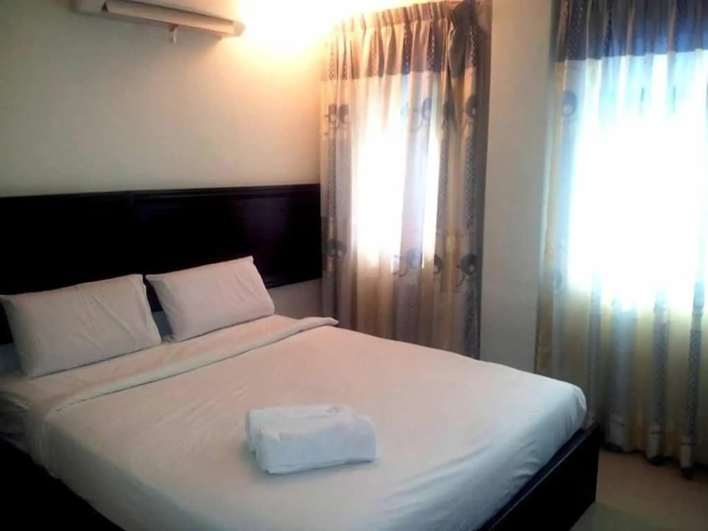Hotel Bintang Indah - photo 2