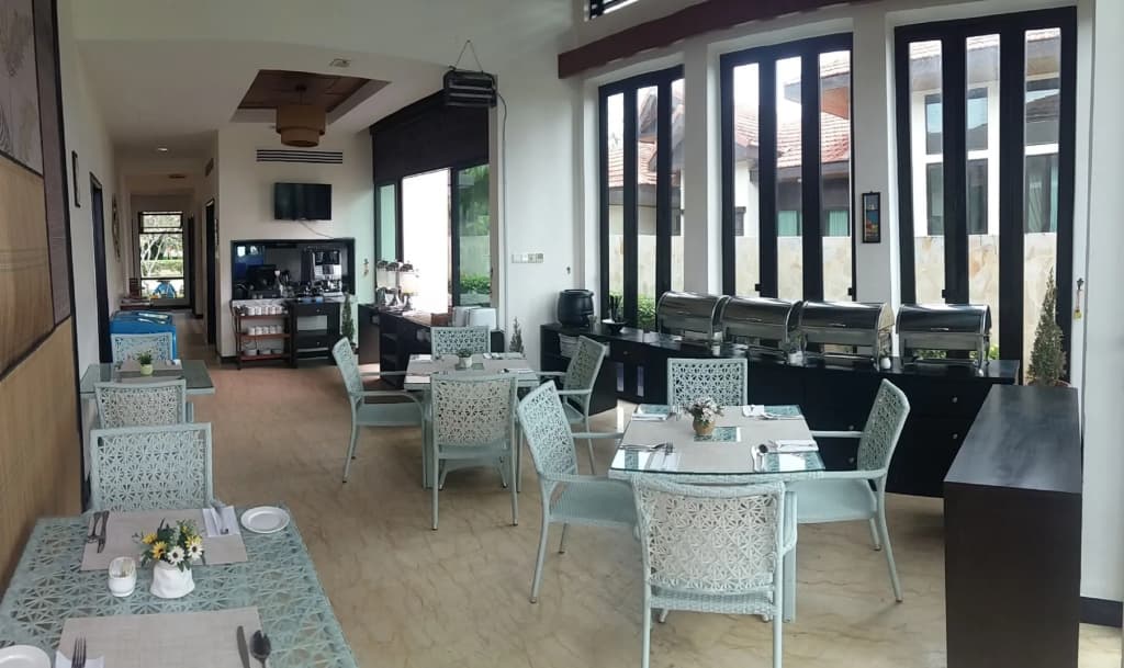 Borneo Beach Villa & Suite - photo 31