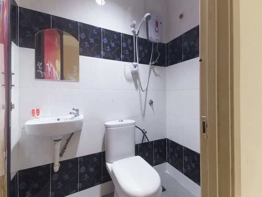 Lipis Centre Point Hotel by OYO Rooms - photo 5