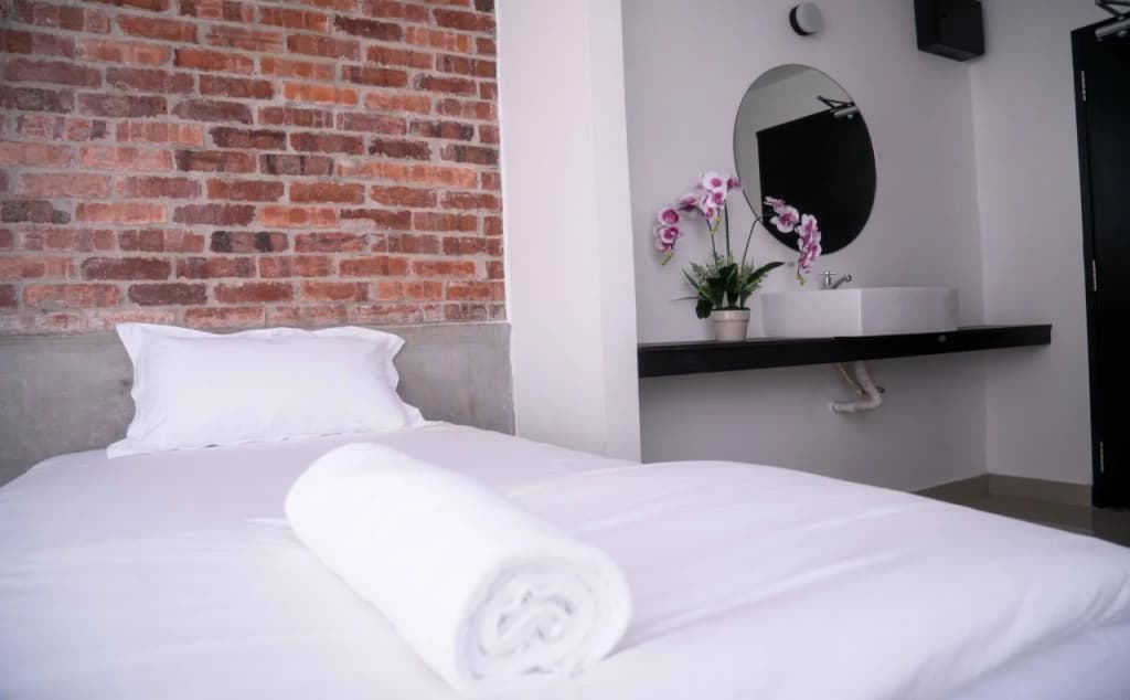 Bizz Hotel - photo 4