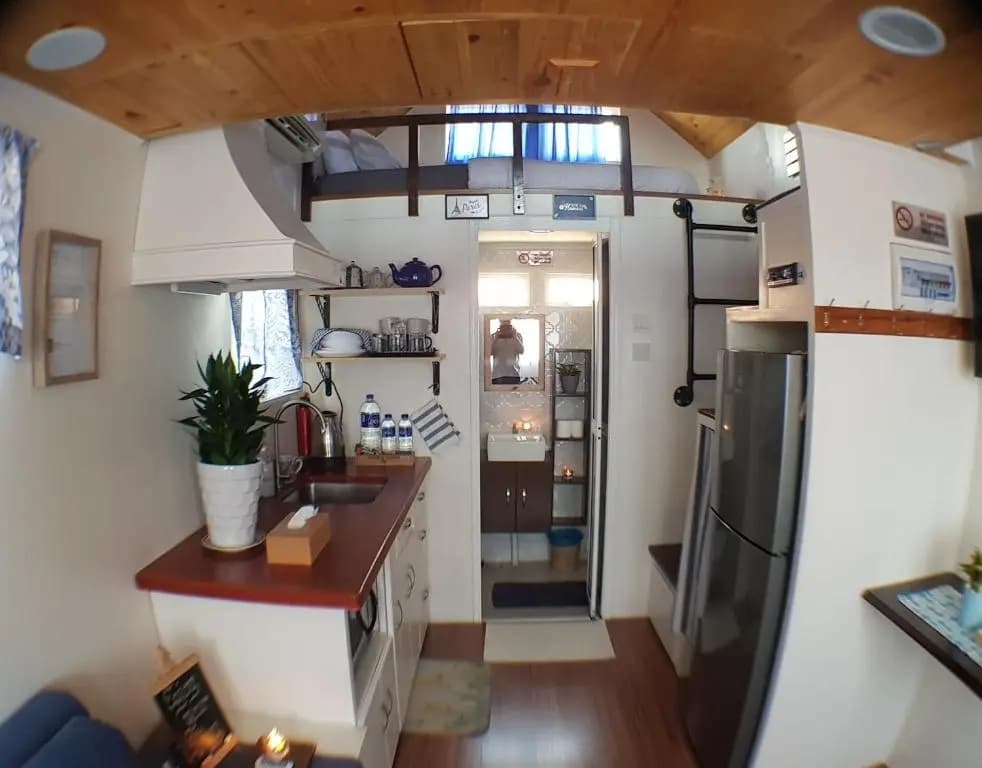 Tiny House B&B - photo 1