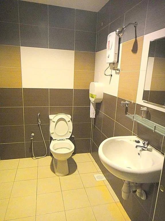 PPT Terminal Hotel - photo 8
