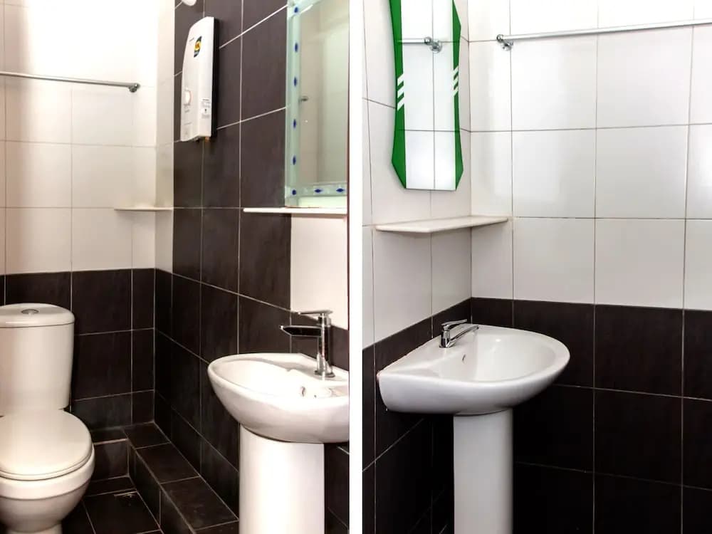 Leila Hotel by OYO Rooms - photo 8
