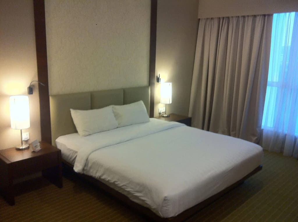 Hotel Primera Suite - photo 2
