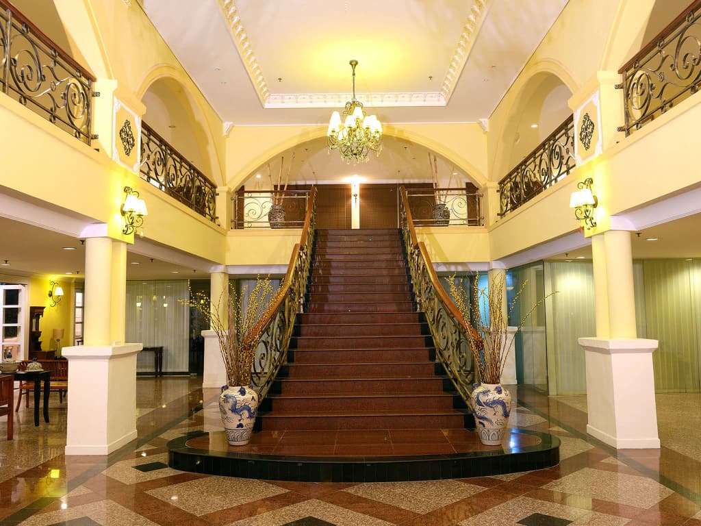 Bella Vista Waterfront Resort - photo 10