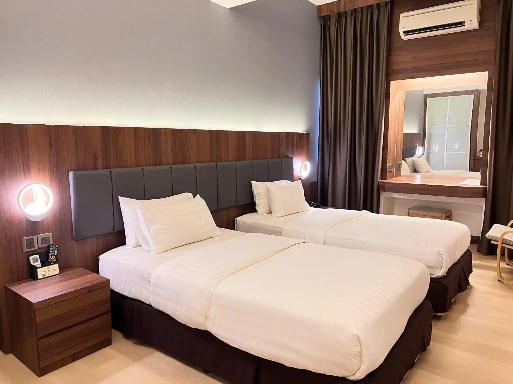 The Landmark Hotel - photo 20