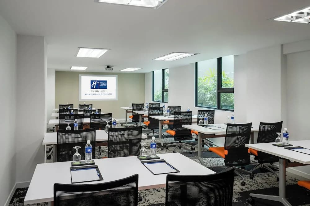 Holiday Inn Express Kota Kinabalu City Centre by IHG - photo 25