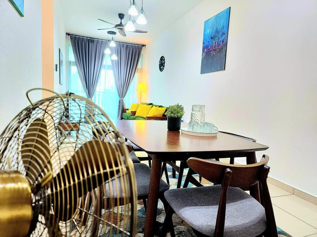 KLCC Legasi Kg Bharu muslim homestay facing unblock view and walking distance to Twin Tower, LRT train next to building - photo 24