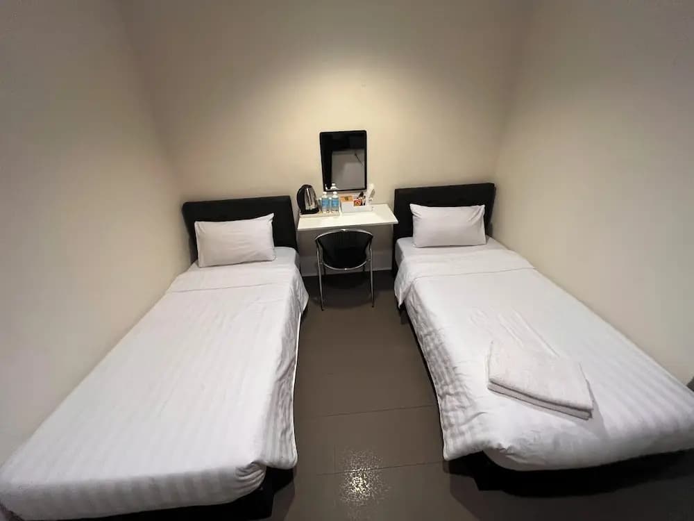 Hotel O Jb Sojourn - photo 3