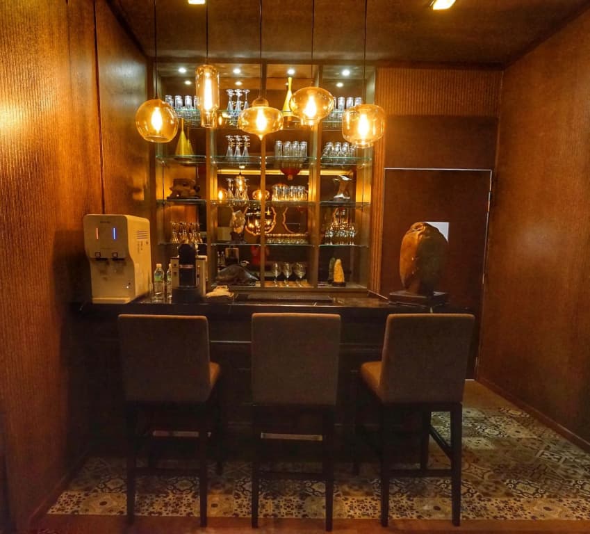Bedrock Hotel - photo 15