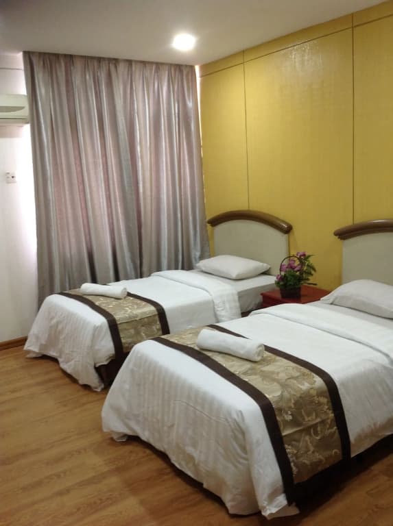 Sabrina Court Hotel - photo 24