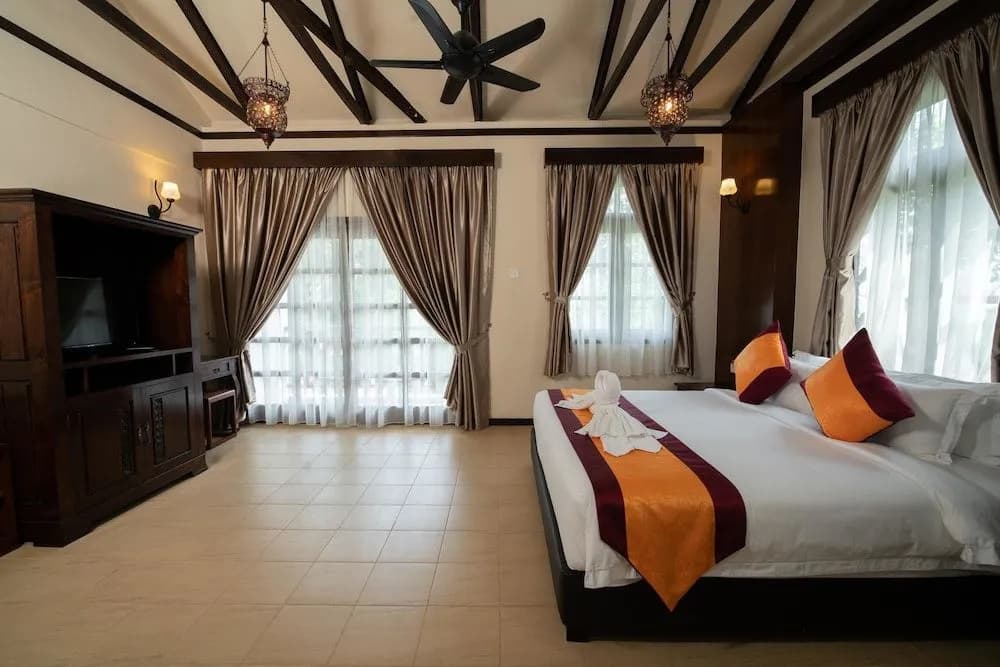 Jerejak Island Resort - photo 5