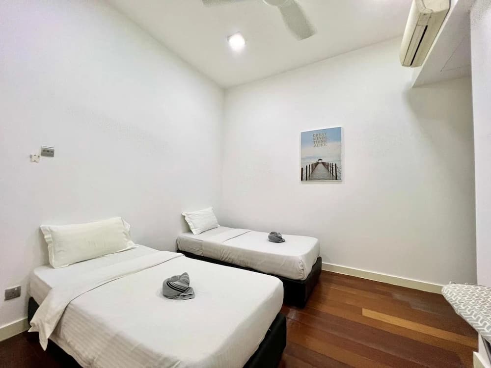 Capital O 90987 The Loft Residences Homestay @ Imago Shopping Mall 2 - photo 2