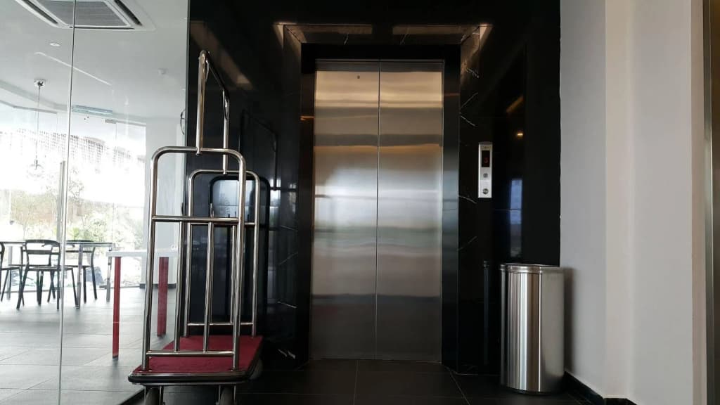 M Design Hotel at Shamelin Perkasa - photo 13