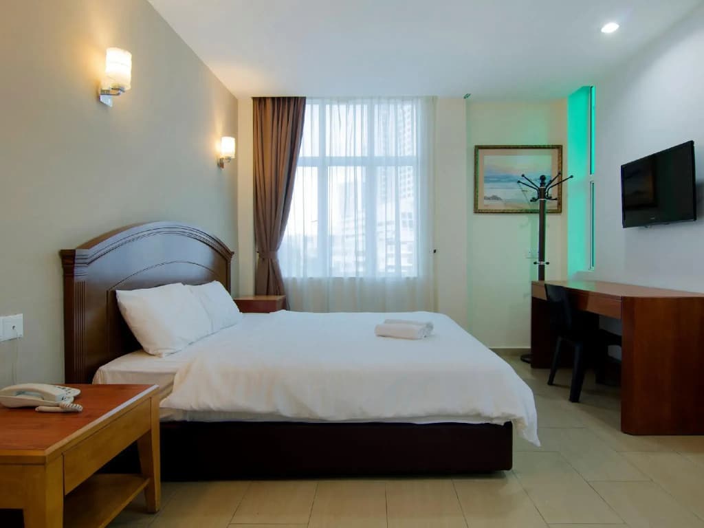 LKS Hotel - photo 7