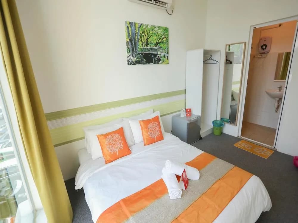 OYO 221 Olive Hotel - photo 3