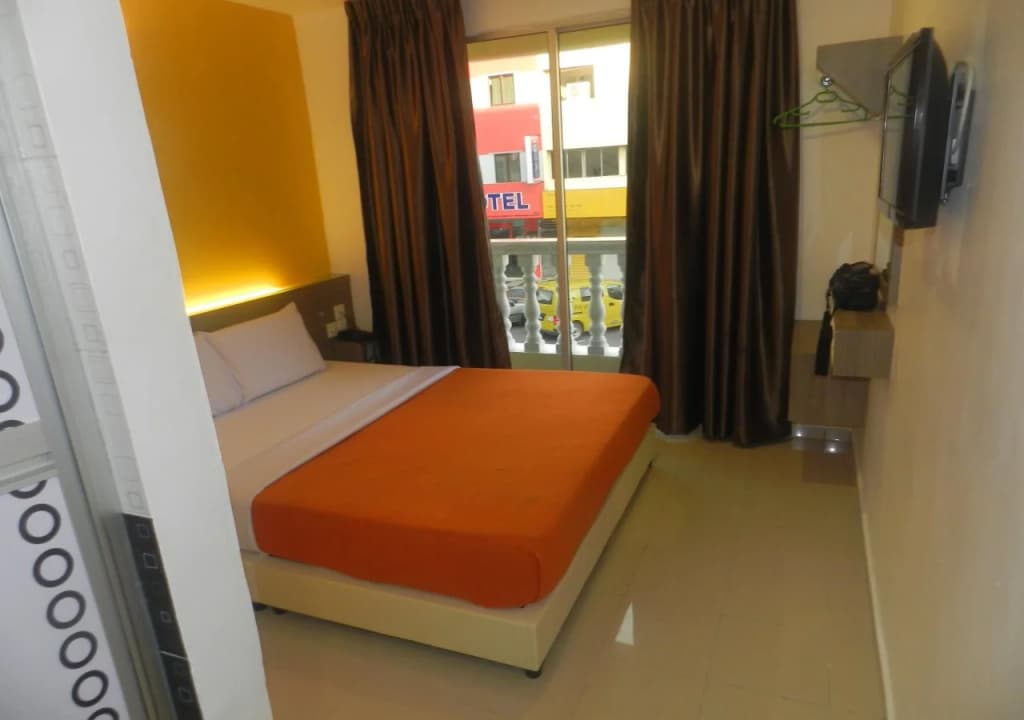 Yellow Mansion Hotel Banda Kaba - photo 3