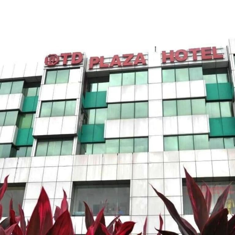 TD Plaza Hotel - photo 37